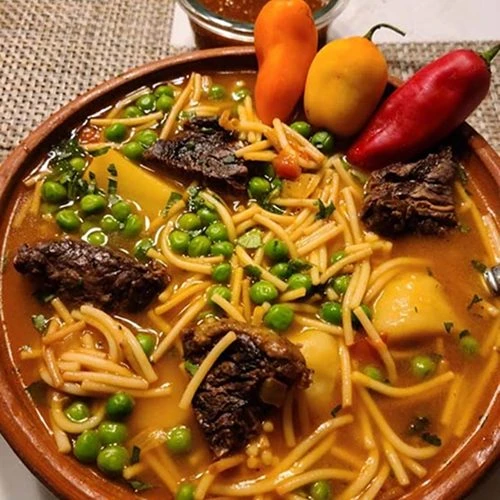 Aji de fideo tradicional